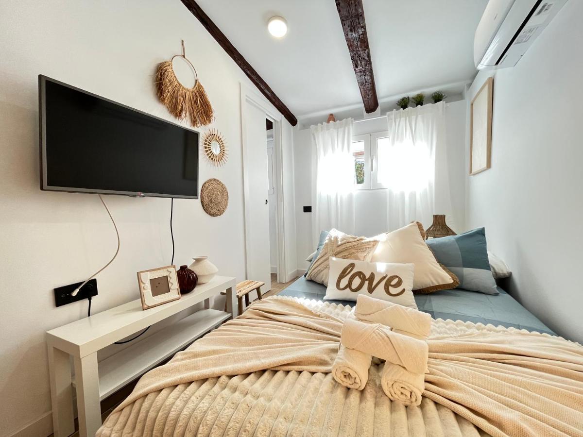 Apartamento Encantador Tirso Molina Exterior Meson Temporal *